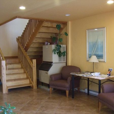 Island View Lodge Powell River Εξωτερικό φωτογραφία
